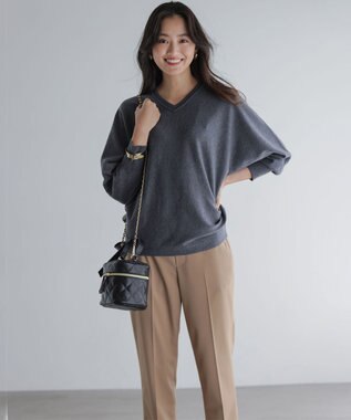 組曲 S 【前後着用可】ニューシックニットＶネック プルオーバー グレー系