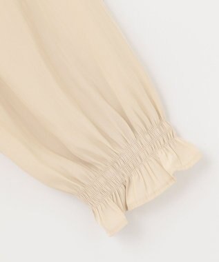 自由区 【WEB限定/セットアップ着用可/洗える】ブライトサテンライト Vネックブラウス ベージュ系