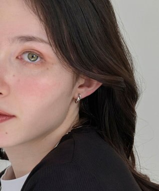 Phoebe 〈アレルギー対応〉シャイニーダブルフープセラミックピアス　シルバー シルバー