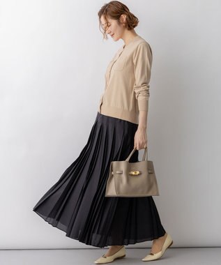 23区 【先行予約】グロッシープリーツ ロングスカート ブラック