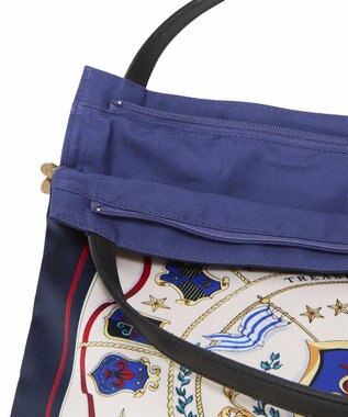 TOPKAPI 【TREASURE TOPKAPI】マイルドサテン スカーフ柄 トートバッグ ネイビー