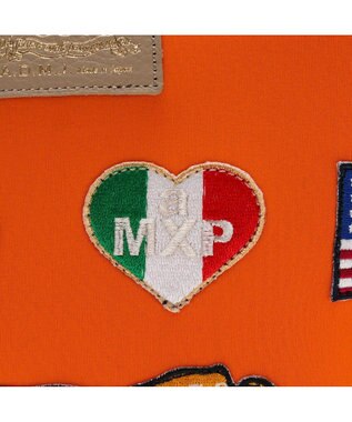 A.D.M.J. 【魔法の様に軽い】マジックライト/フラッグワッペンバニティバッグS マンゴー