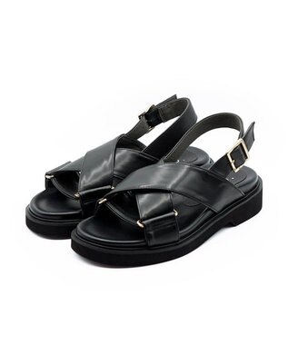 APOM クロスストラップサンダル ブラック