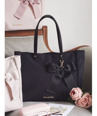 Maison de FLEUR リボンチャーム付き3ルームトートバッグ Black