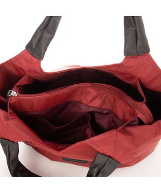 Y'SACCS リサイクルナイロン　ふんわりトート　Sサイズ ワイン