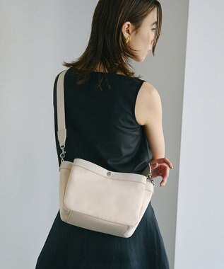 TOPKAPI 【Breath TOPKAPI】防水ナイロン レザーコンビ ショルダーバッグ ペールピンク