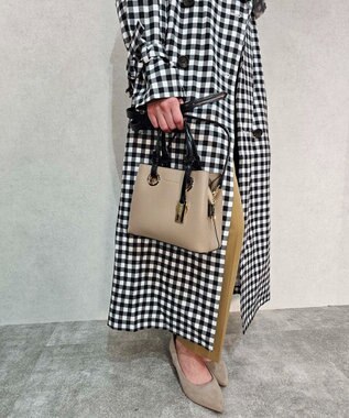 style code 【MERCURYDUO/マーキュリーデュオ】メタルアイレット　ミニショルダーバッグ、ハンドバッグ ベージュ