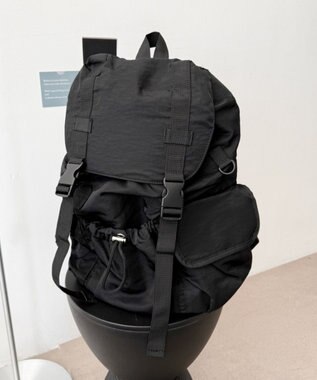 WEGO 【ユニセックス着用ITEM】3ポケットフラップリュック ブラック