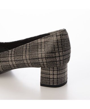 Riz raffinee <Riz raffinee>スクエアトゥプレーンパンプス ブラックプリント