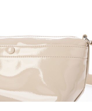 UNBILLION カシュカシュ cachecache / ソフトエナメル舟型ショルダー アイボリー