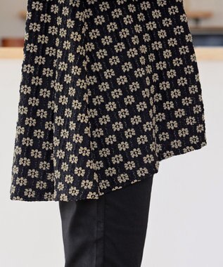 Tiaclasse 【洗える】花柄カットレースフレアトップス ブラック×ベージュ