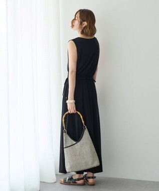 YECCA VECCA 【接触冷感】カットノースリーブワンピース Black