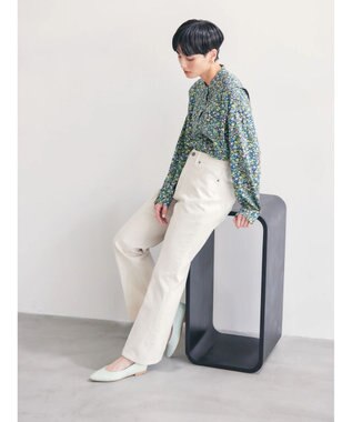 AMERICAN HOLIC センタープレスフレアデニム Ivory