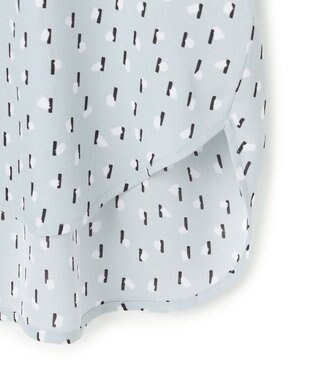 ICB L 【先行予約・WEB限定】BackSatinAmunzen 5分袖キーネックブラウス サックスブルー×モチーフドット柄