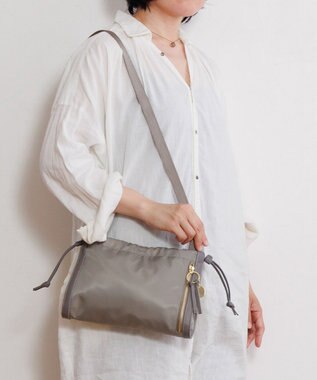 ACE BAGS & LUGGAGE HAyU × ace.  ユッカ ショルダーバッグ 17831 グレージュ