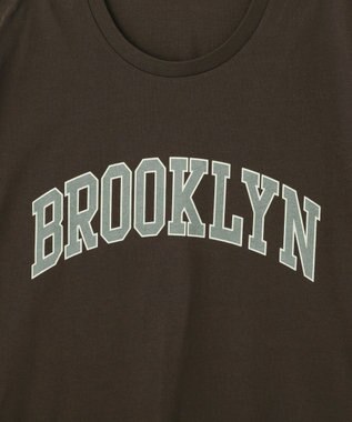 AMERICAN HOLIC BROOKLYN ロゴTシャツ Brown