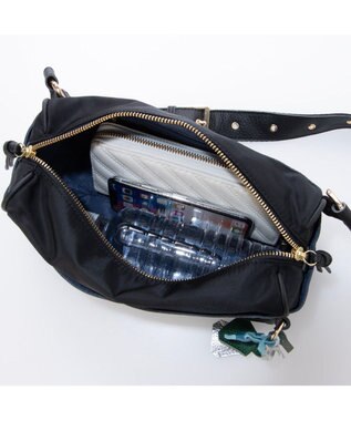 UNBILLION ペルケ perche / 牛革×ナイロンチェンジベルトキーチャームショルダー ブラック