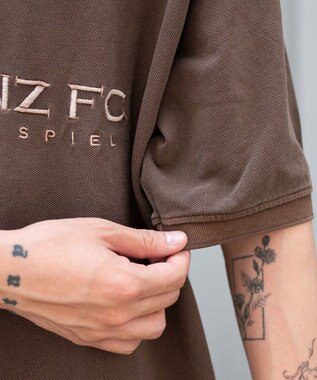 WEGO 【ユニセックス着用ITEM】ピグメントロゴポロシャツ（SS） ブラウン