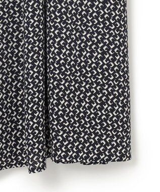 23区 L 【洗える】モダンジオメトリックプリント ワンピース ブラック系