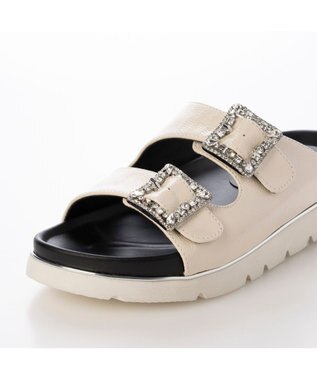 MODE ET JACOMO <carino>厚底ビジューバックルサンダル アイボリー