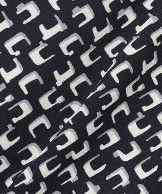 23区 L 【洗える】モダンジオメトリックプリント ワンピース ブラック系