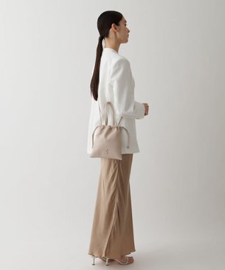 IACUCCI グラーノ 2WAYTOTE CERVO エクリュ