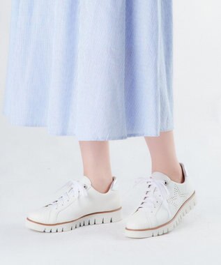 Dominic3 スターパンチングレザースニーカー ホワイト