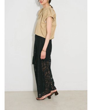 Green Parks タックデザインショート丈シャツ Beige