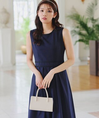 Tiaclasse 【本革】ショルダーストラップ付きスクエアミニバッグ アイボリー