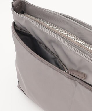 Y'SACCS アシメファスナーポケットショルダー グレージュ