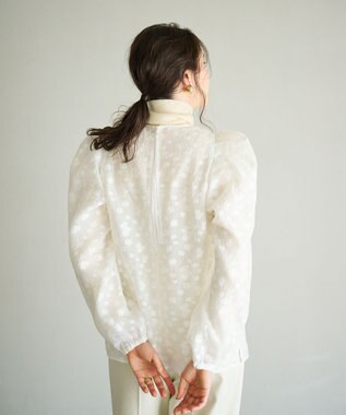 #Newans シアーパフスリーブブラウス ホワイトフラワー