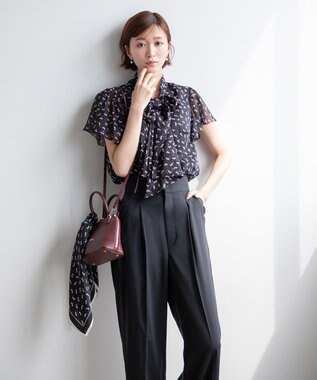 【岡崎紗絵さん着用】SOFT SEASHELL PANTS パンツ
