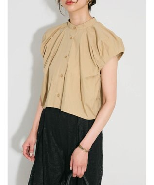 Green Parks タックデザインショート丈シャツ Beige