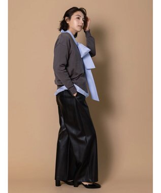 Te chichi 【Disney】101/刺繍Vネックカーディガン グレー