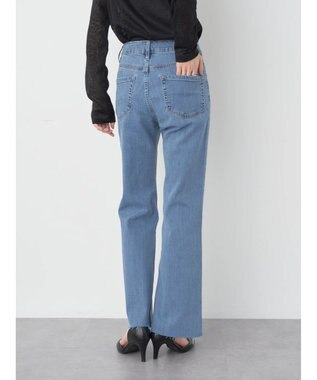 earth music&ecology セルフカットフレアデニムパンツ Light Indigo