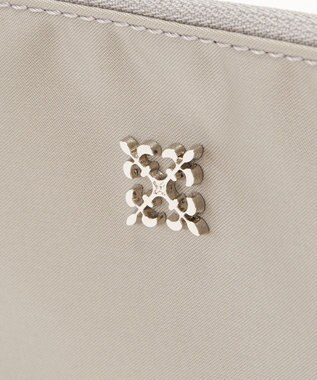 russet カラビナ付きスクエアフラットポーチ(Z-207) Gray