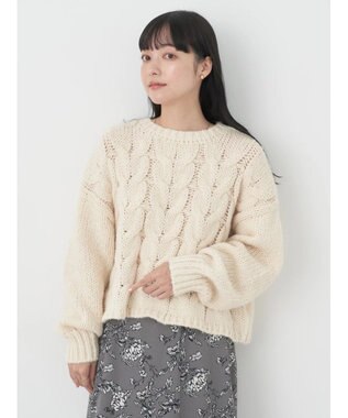 earth music&ecology ローゲージ手編み風ケーブルプルオーバー Off White