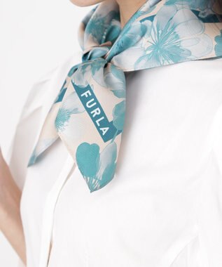 MOONBAT 【シルク100%】FURLA (フルラ) 花柄 シルクプリントスカーフ 65cm×65cm  UV対策 手洗い可能 ビリジアン