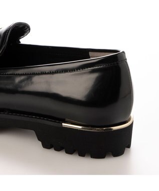 MODE ET JACOMO <carino>【レイン対応】タンクソールビットローファー ブラックエナメル