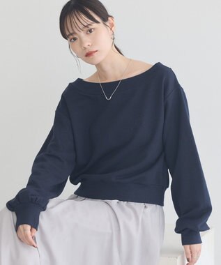 earth music&ecology ショート丈ワンポイント刺繍オフショルスウェット