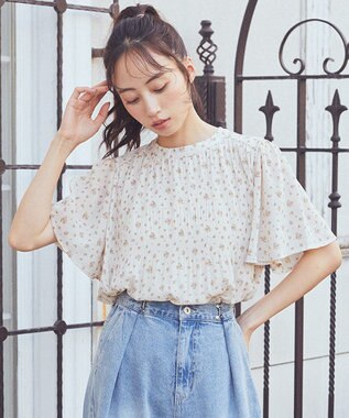 earth music&ecology マジョリカプリーツ半袖ブラウス Flower Beige