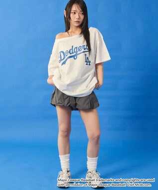 WEGO 別注MLBオフショルビッグT 柄1