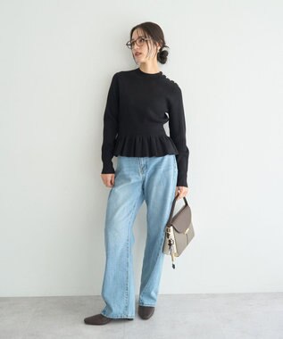 YECCA VECCA 金釦ペプラムニット Black