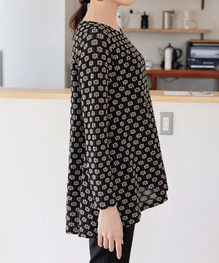 Tiaclasse 【洗える】花柄カットレースフレアトップス ブラック×ベージュ