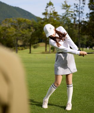 PW CIRCULUS 【吸水速乾 / UV遮蔽率99.9% UVカット / ストレッチ】【WOMEN】アニマルグラフィックロングスリーブモックT ゴルフウェア レディース ホワイト系1