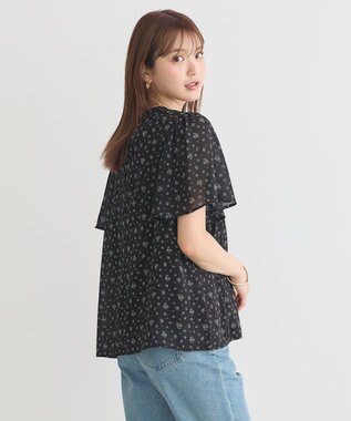 earth music&ecology マジョリカプリーツ半袖ブラウス Flower Black