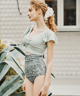 San-ai Resort（三愛水着楽園） 【San-ai Resort×PEACH JOHNコラボ】【ナイスバディ水着】フリルワイヤービキニ　9M・11L グリーングレー