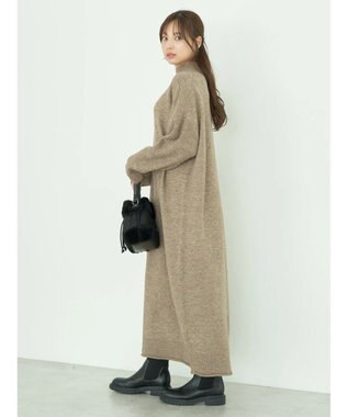 earth music&ecology ＦＬＵＦＦＹハイネックワンピース Mocha