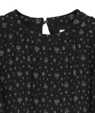 earth music&ecology マジョリカプリーツ半袖ブラウス Flower Black