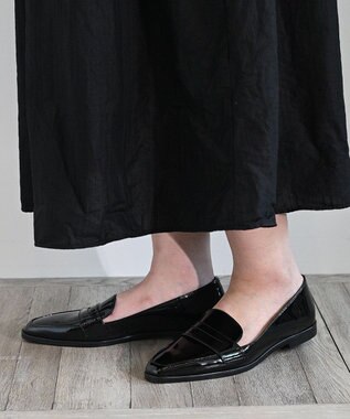 APOM 日本製 晴雨兼用スクエアトゥコインローファー15＜CRAHUG限定＞ ブラックエナメル